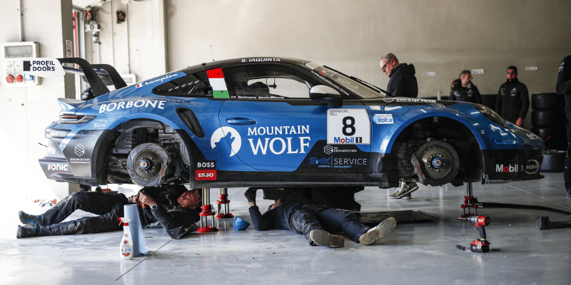 Mountain Wolf Huber Racing Porsche Supercup